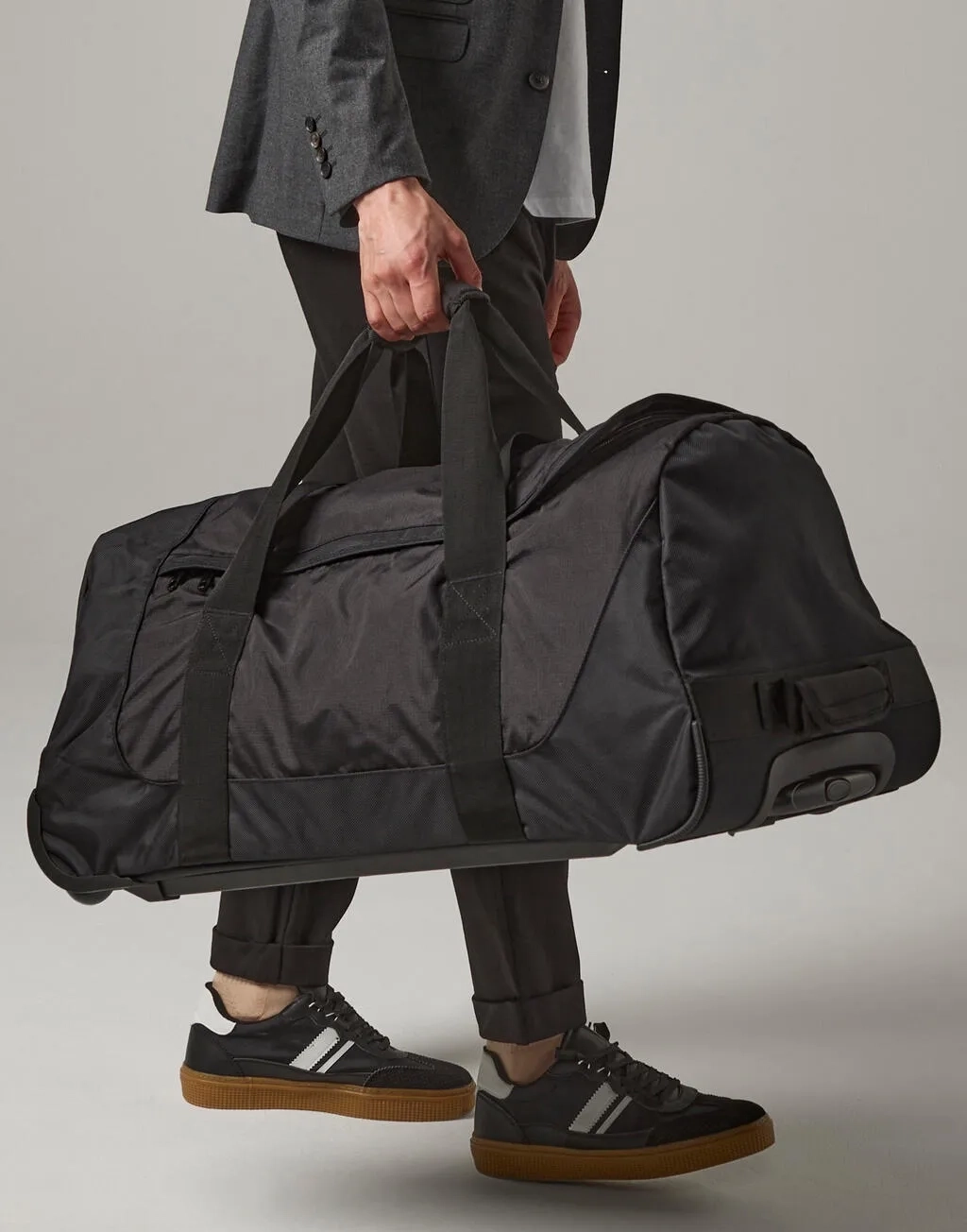 Vessel™ Team Wheelie Bag