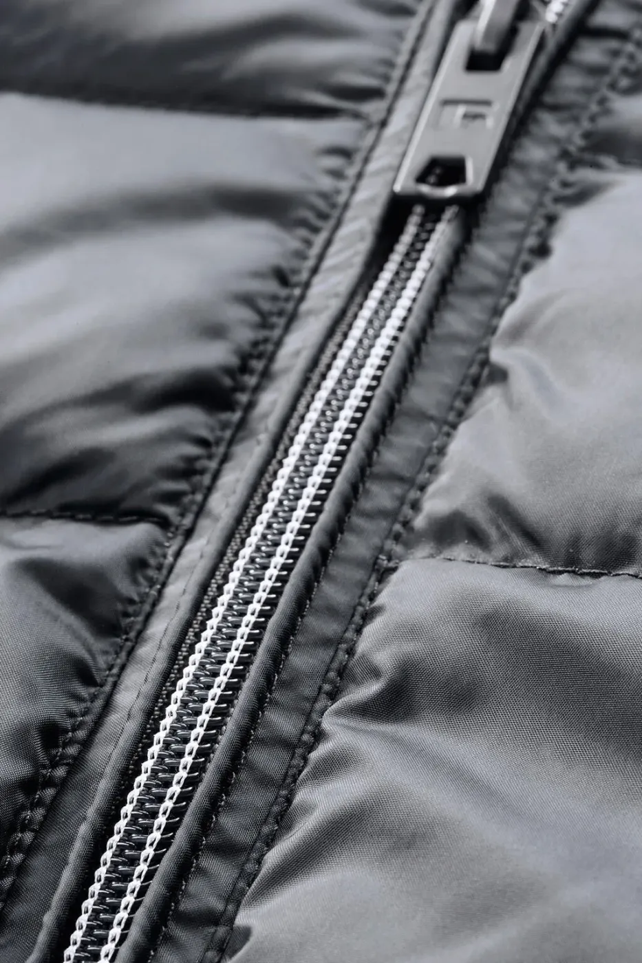 Ladies' Hooded Nano Jacket