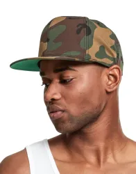 Classic Snapback in Camo