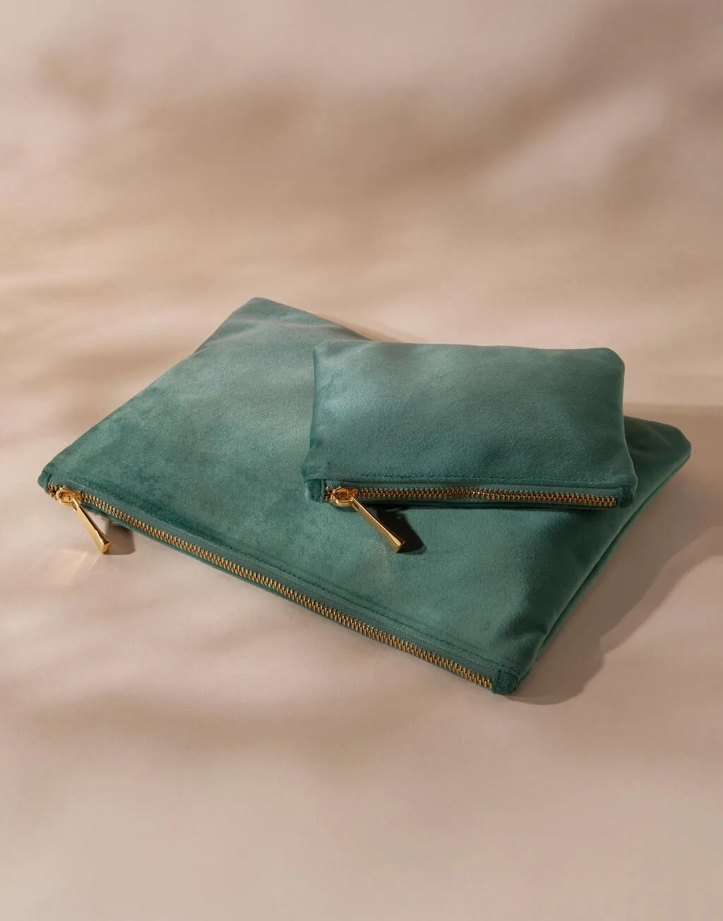 Velvet Accessory Pouch