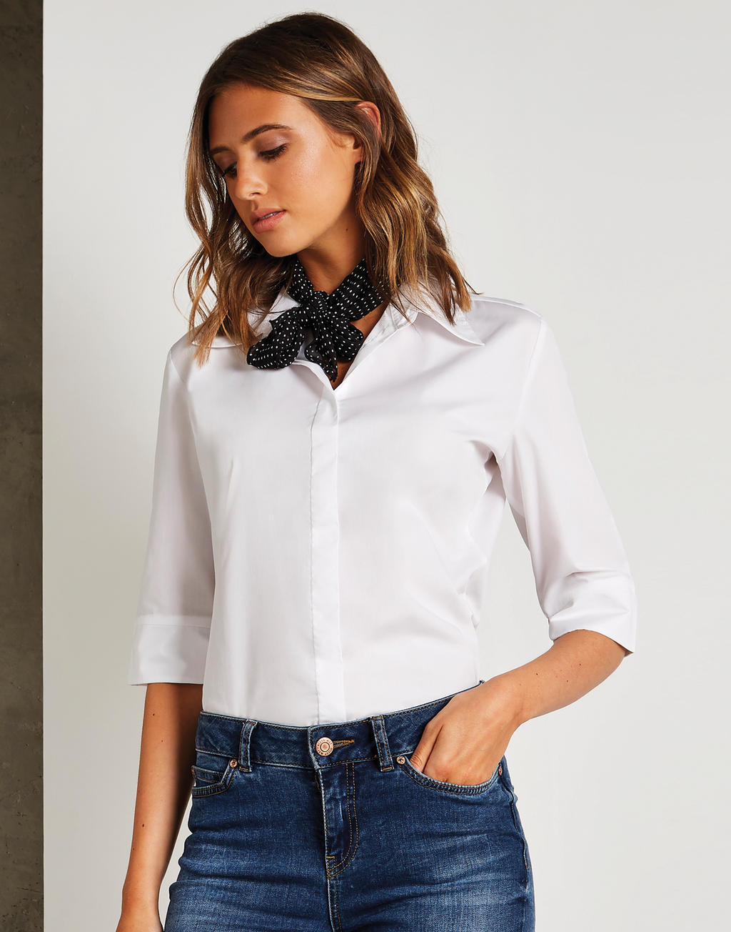 Women`s Tailored Fit Continental Blouse 3/4 Sleeve