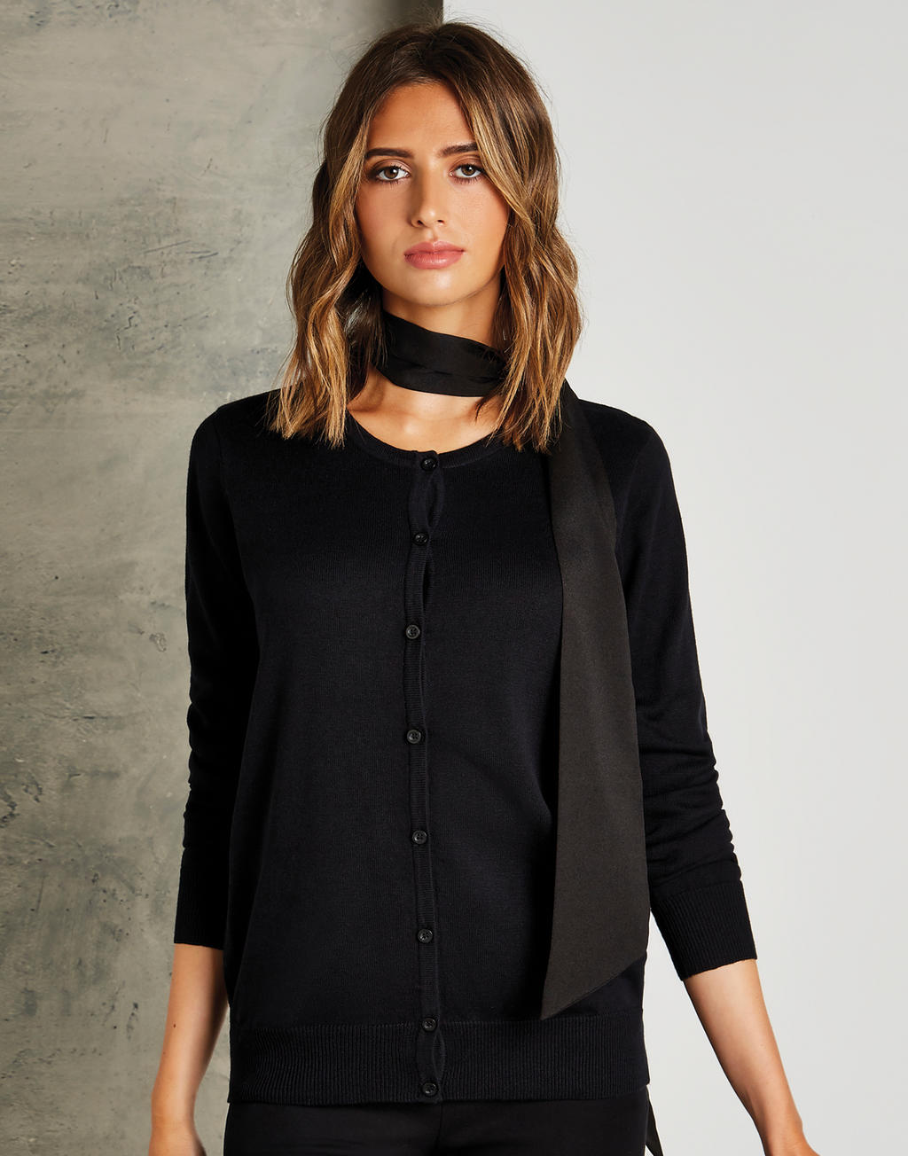 Women`s Classic Fit Arundel Crew Neck Cardigan