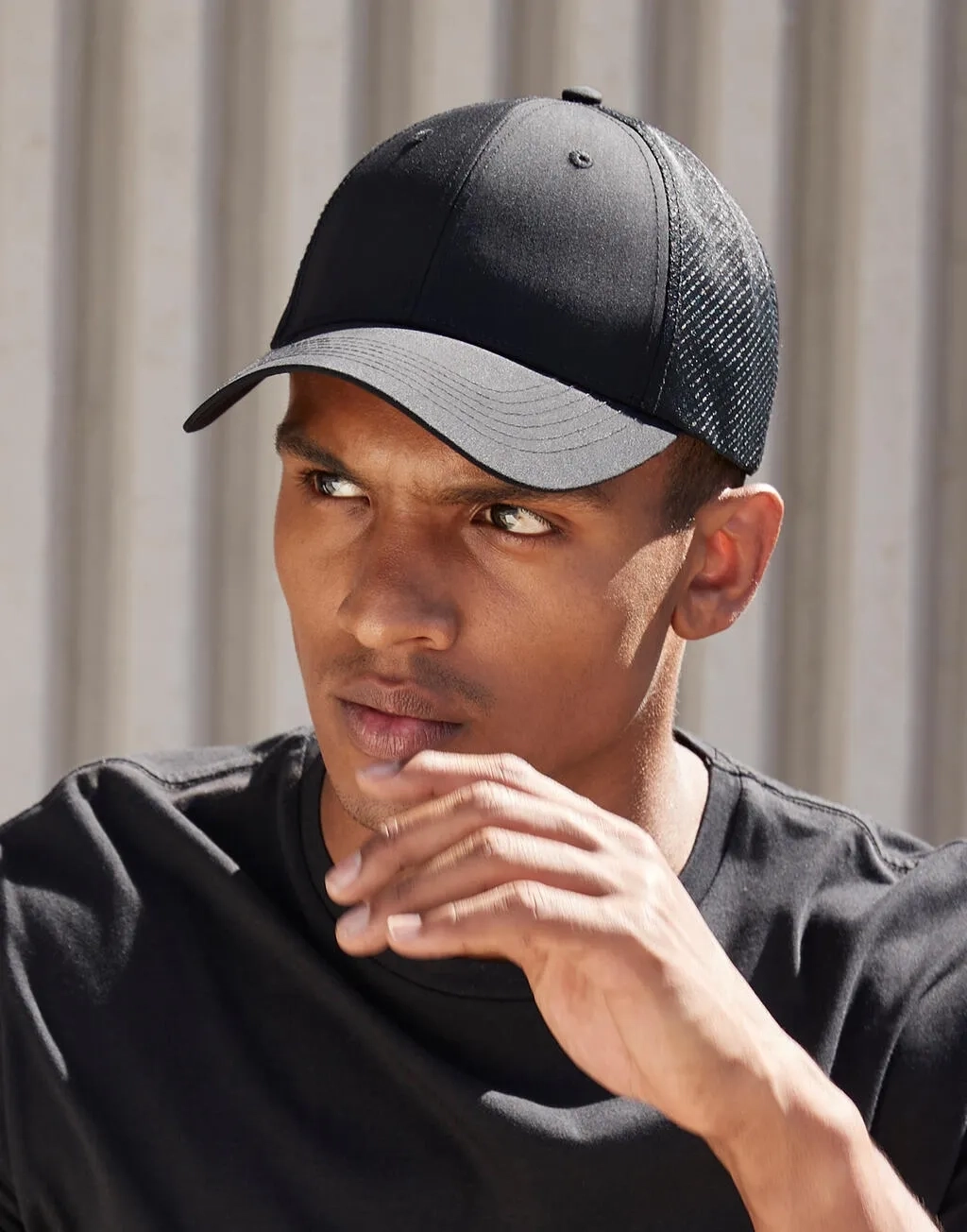 Technical Mesh Trucker