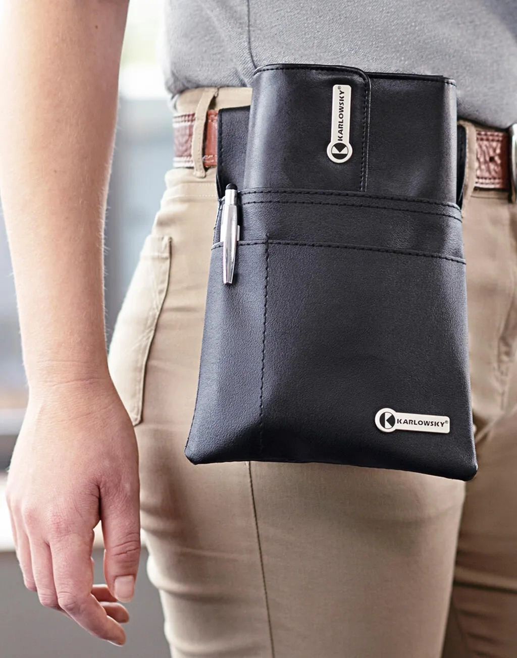 Waiter's Holster with Belt Pull-Through