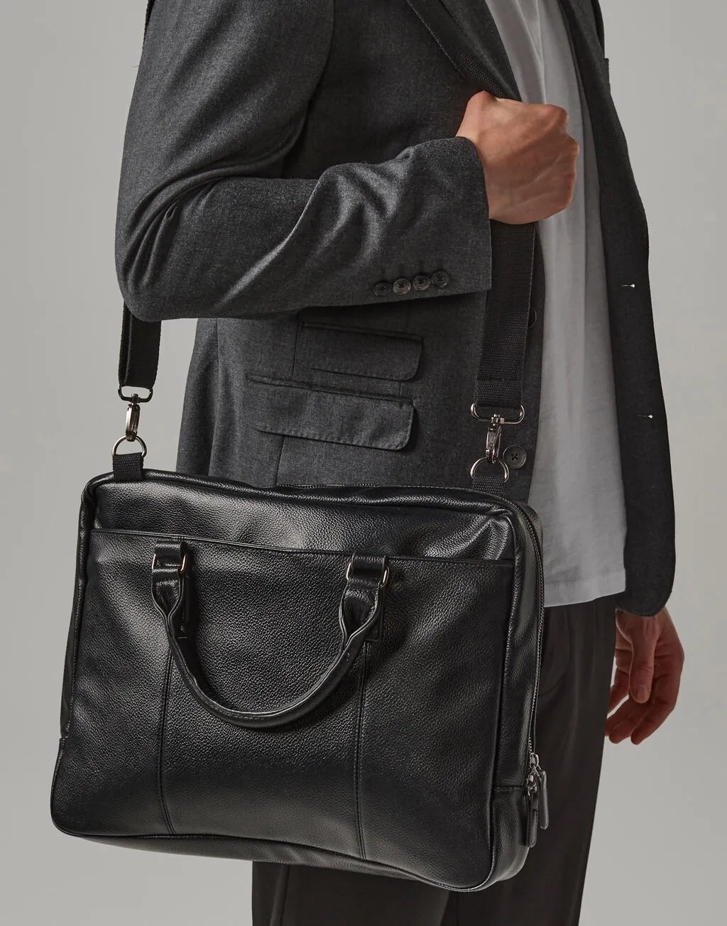 NuHide™ Slimline Laptop Brief