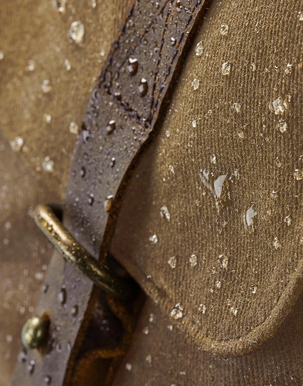 Heritage Waxed Canvas Messenger