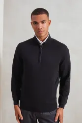 MEN'S QUARTER-ZIP KNITTED SWEATER