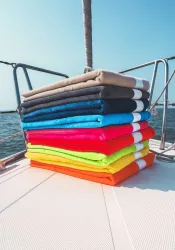 OLIMA VELÚR STRAND TÖRÖLKÖZŐ