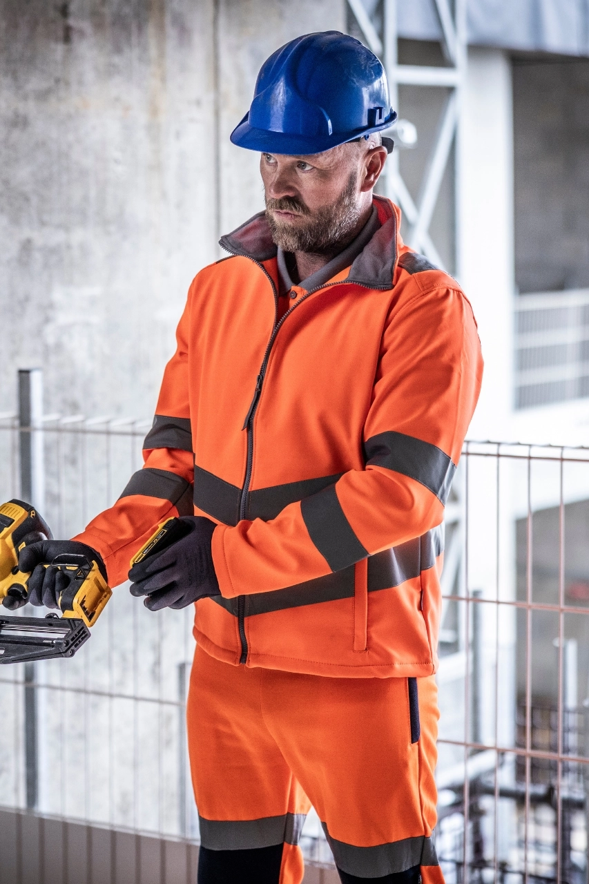 HI-VIS PRO CONTRACT ABLAZE 2 LAYER SOFTSHELL JACKET (CLASS 3)