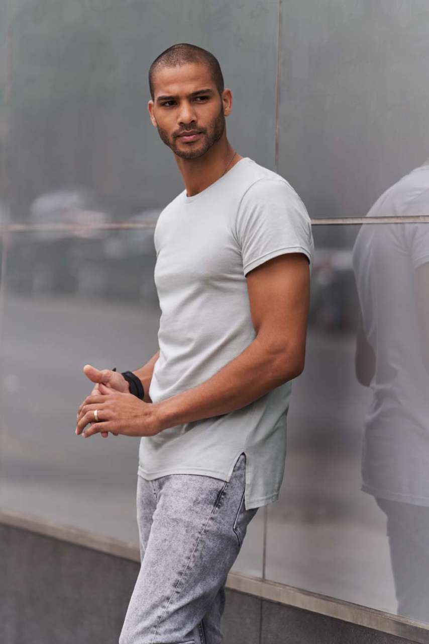 ADULT FASHION BASIC LONG & LEAN TEE