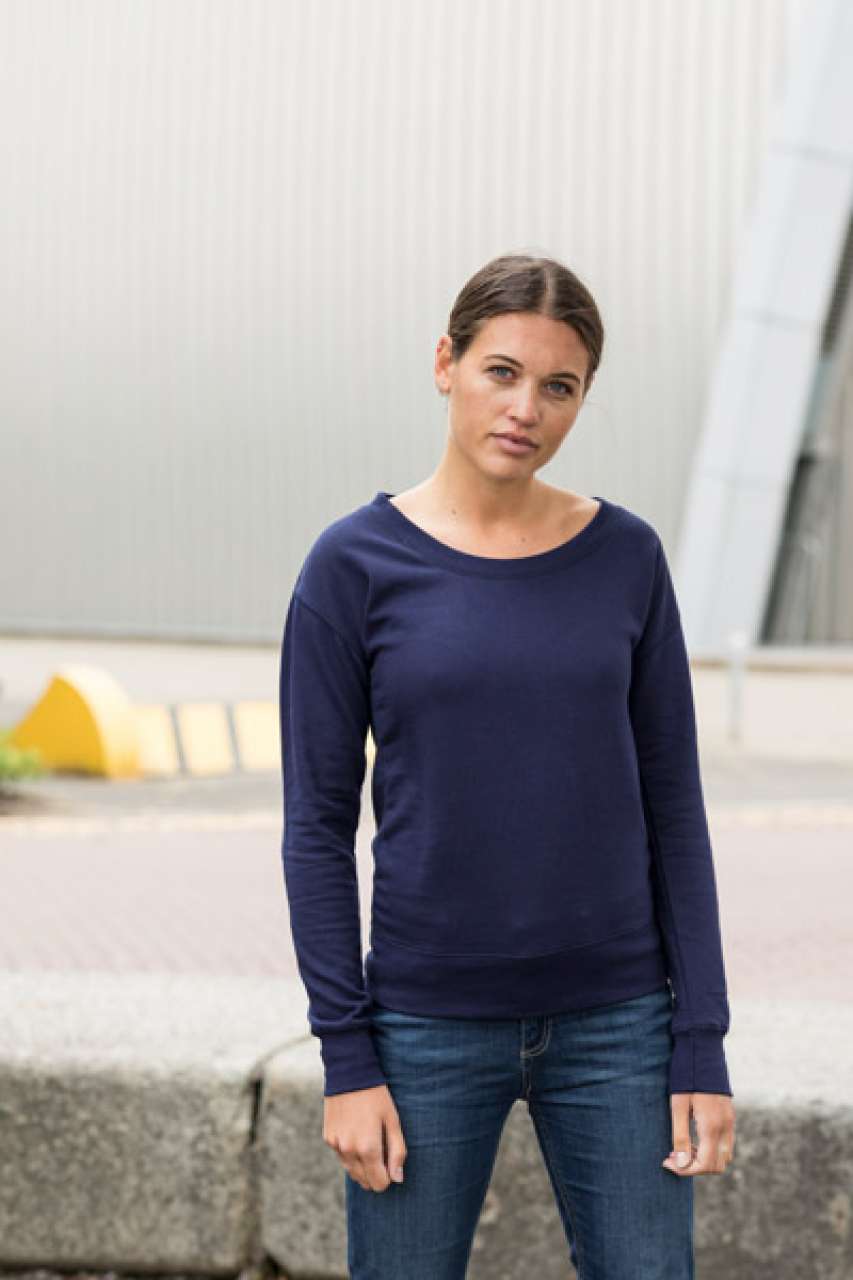WOMEN'S FASHION SWEAT