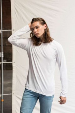 LONG SLEEVE TRI-BLEND T