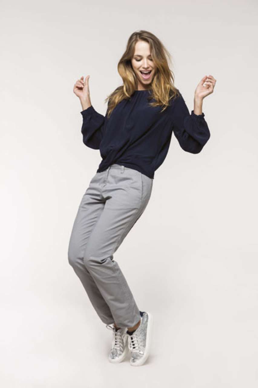 LADIES' CHINO TROUSERS