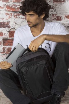 BUSINESS LAPTOP BACKPACK