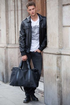 HOLDALL TRAVEL BAG