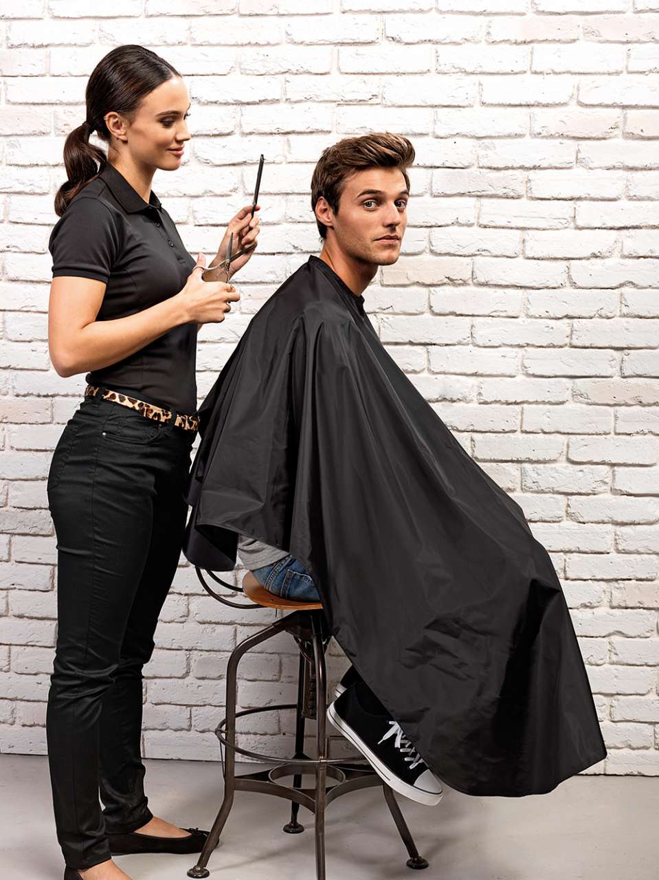 WATERPROOF SALON GOWN