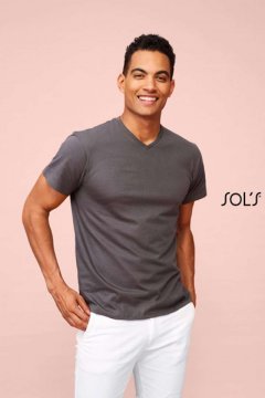 SOL'S VICTORY - MEN'S V-NECK T-SHIRT
